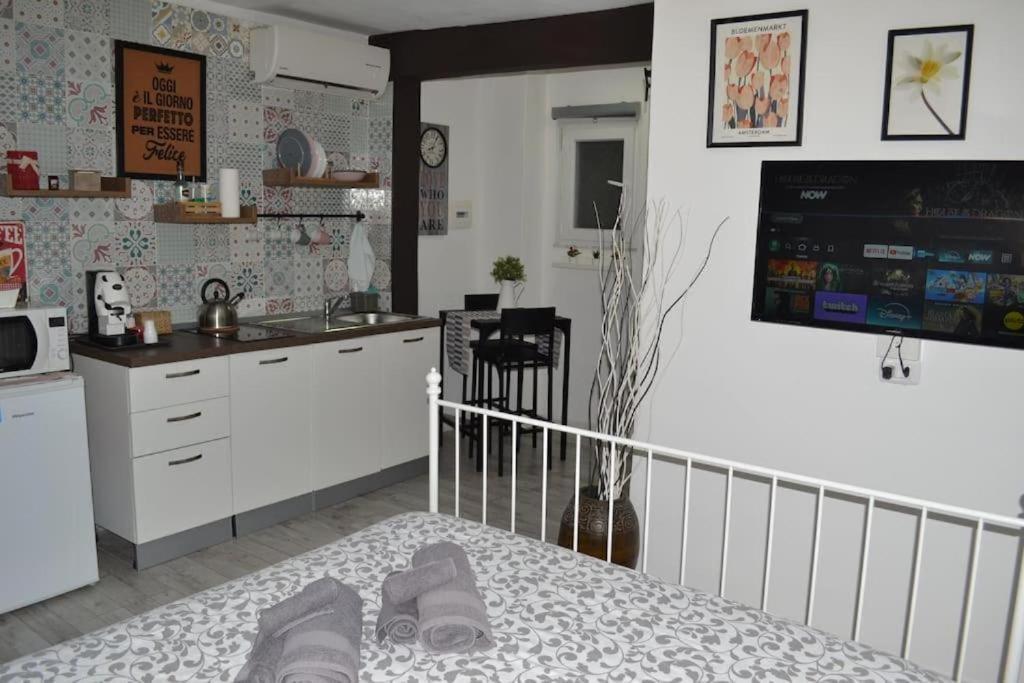 Casa Mya - Studio Flat Naples Extérieur photo